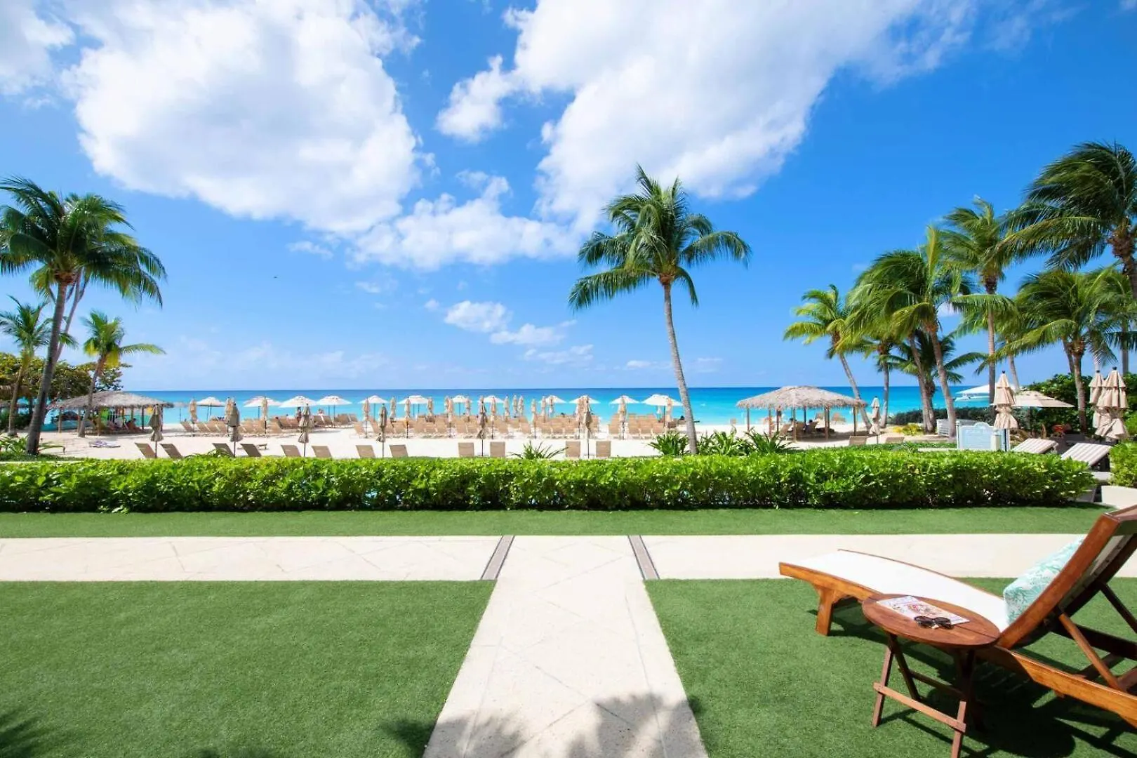 Apartment Beachcomber 04 George Town Cayman Islands